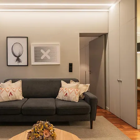 Insight Apartments- With Balcony Apartment