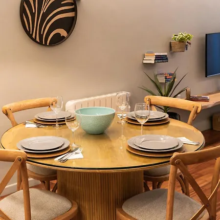 Insight Apartments- With Balcony *