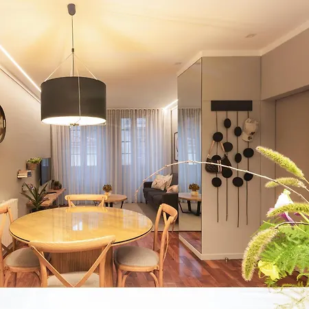 Insight Apartments- With Balcony شقة بورتو