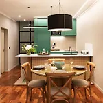 Insight Apartments- With Balcony * Porto
