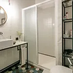 Insight Apartments- With Balcony