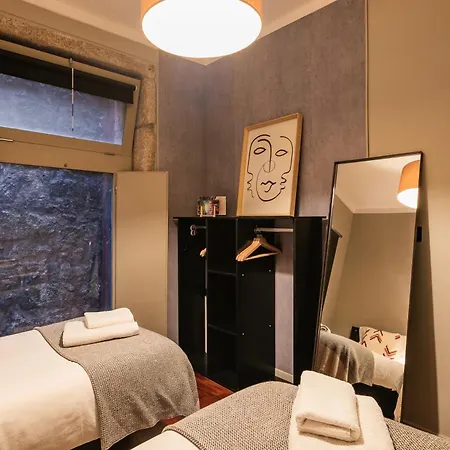 Insight Apartments- With Balcony *