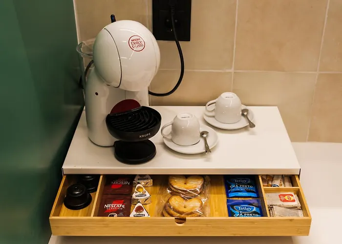 Insight Apartments- With Balcony *