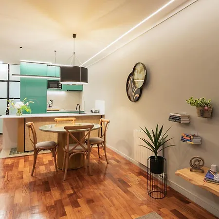 Insight Apartments- With Balcony פורטו