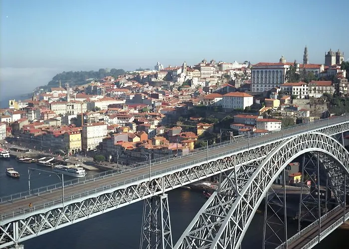 Insight Apartments- With Balcony