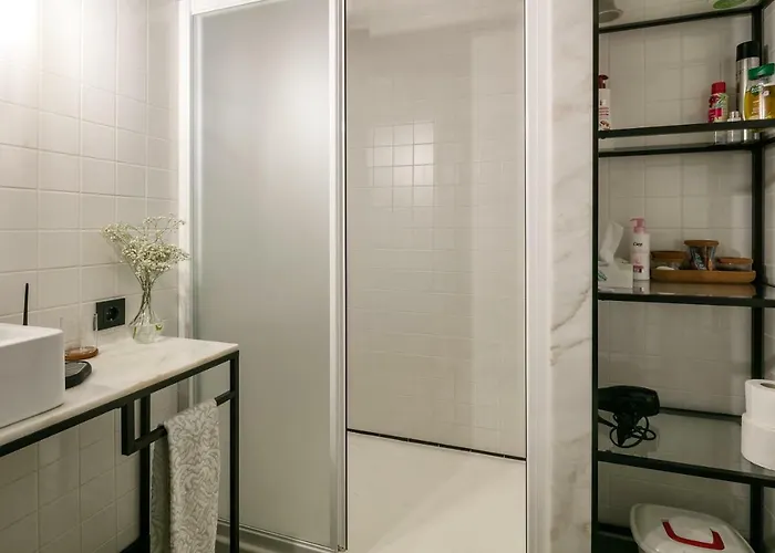 Insight Apartments- With Balcony Apartman *